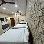Hotel R D Palace